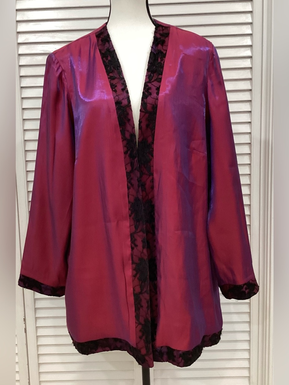 Vintage Jo-Hanna York Magenta Satin Jacket Black Lace Trim 1970-80s Made in USA